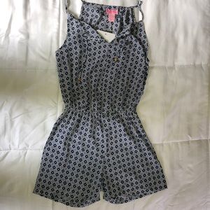 NWT super cute romper, small